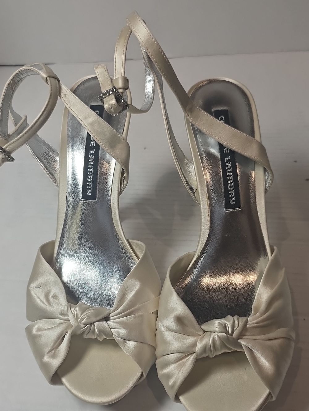 Chinese Laundry Bow Detail Heels in Cream